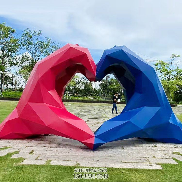 爱心标识雕塑,切面工艺效果,不锈钢地标城市建筑 爱心标识雕塑,切面工艺效果,不锈钢地标城市建筑